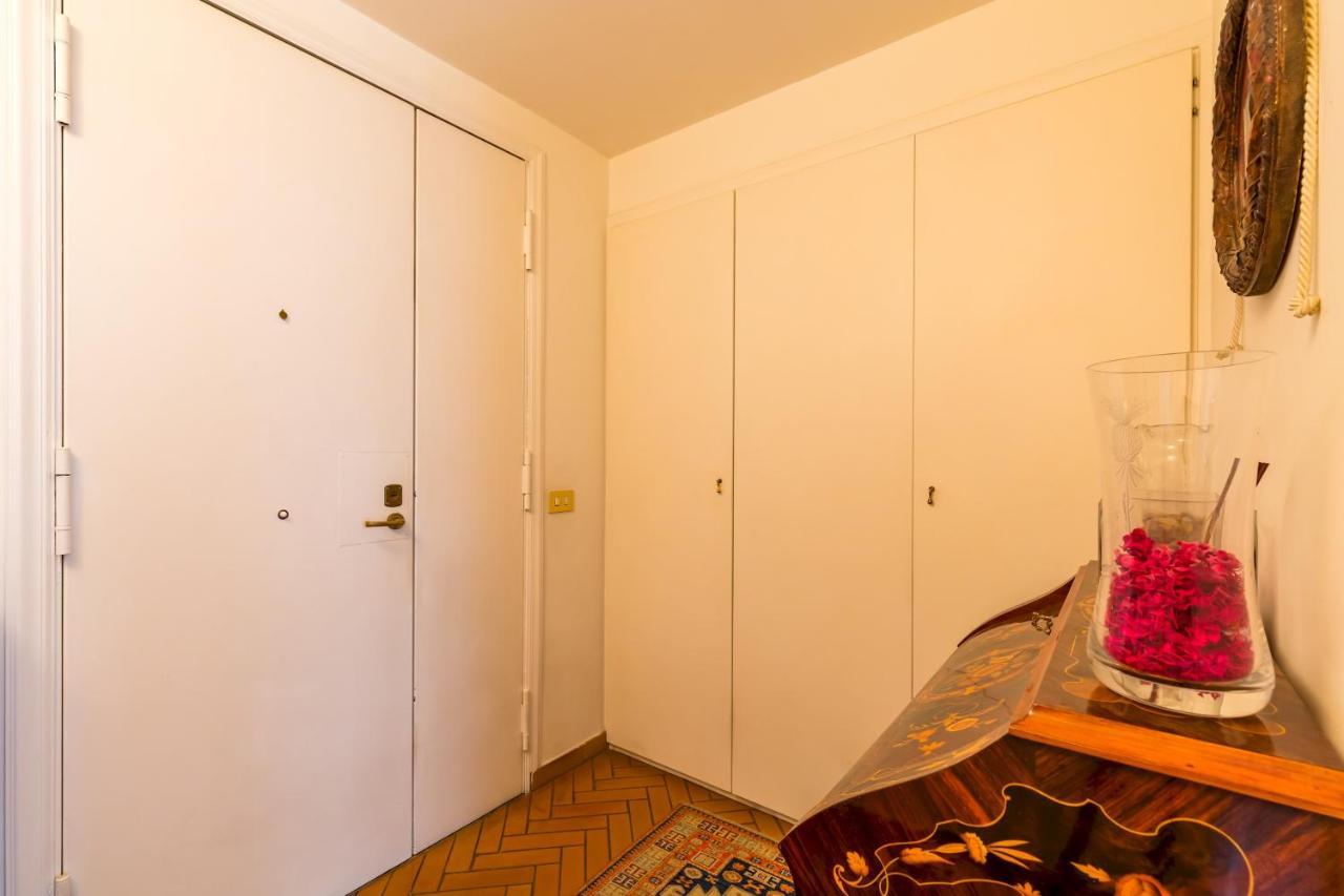 Residenza Capano Charming House By Napoliapartments Buitenkant foto