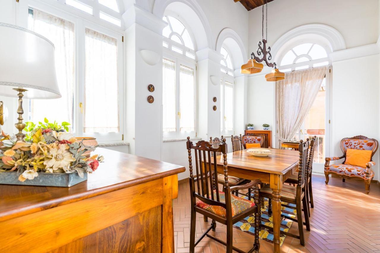 Residenza Capano Charming House By Napoliapartments Buitenkant foto