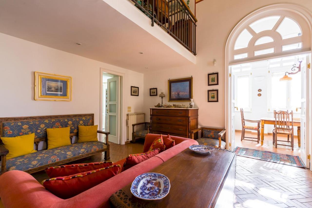 Residenza Capano Charming House By Napoliapartments Buitenkant foto