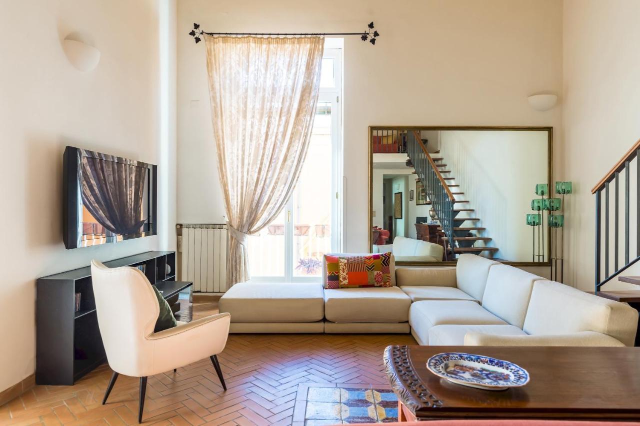Residenza Capano Charming House By Napoliapartments Buitenkant foto