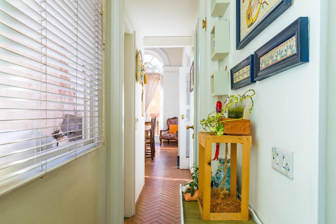 Residenza Capano Charming House By Napoliapartments Buitenkant foto