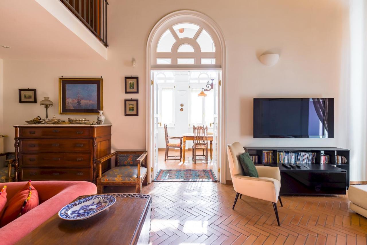 Residenza Capano Charming House By Napoliapartments Buitenkant foto