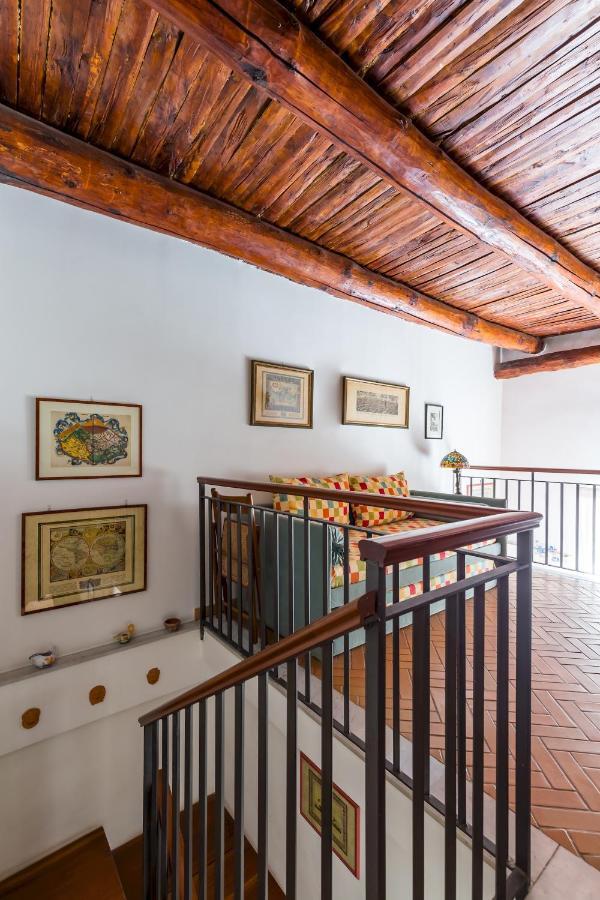 Residenza Capano Charming House By Napoliapartments Buitenkant foto