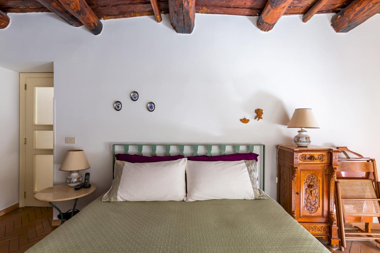 Residenza Capano Charming House By Napoliapartments Buitenkant foto